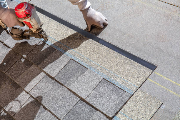 Best Roof Repair Specialists  in North Liberty, IA